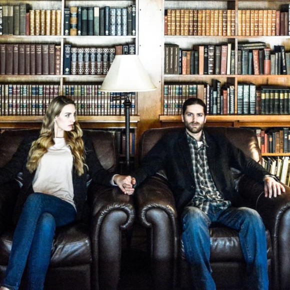 Meet your Posher, Abi - Picture 2 of 2